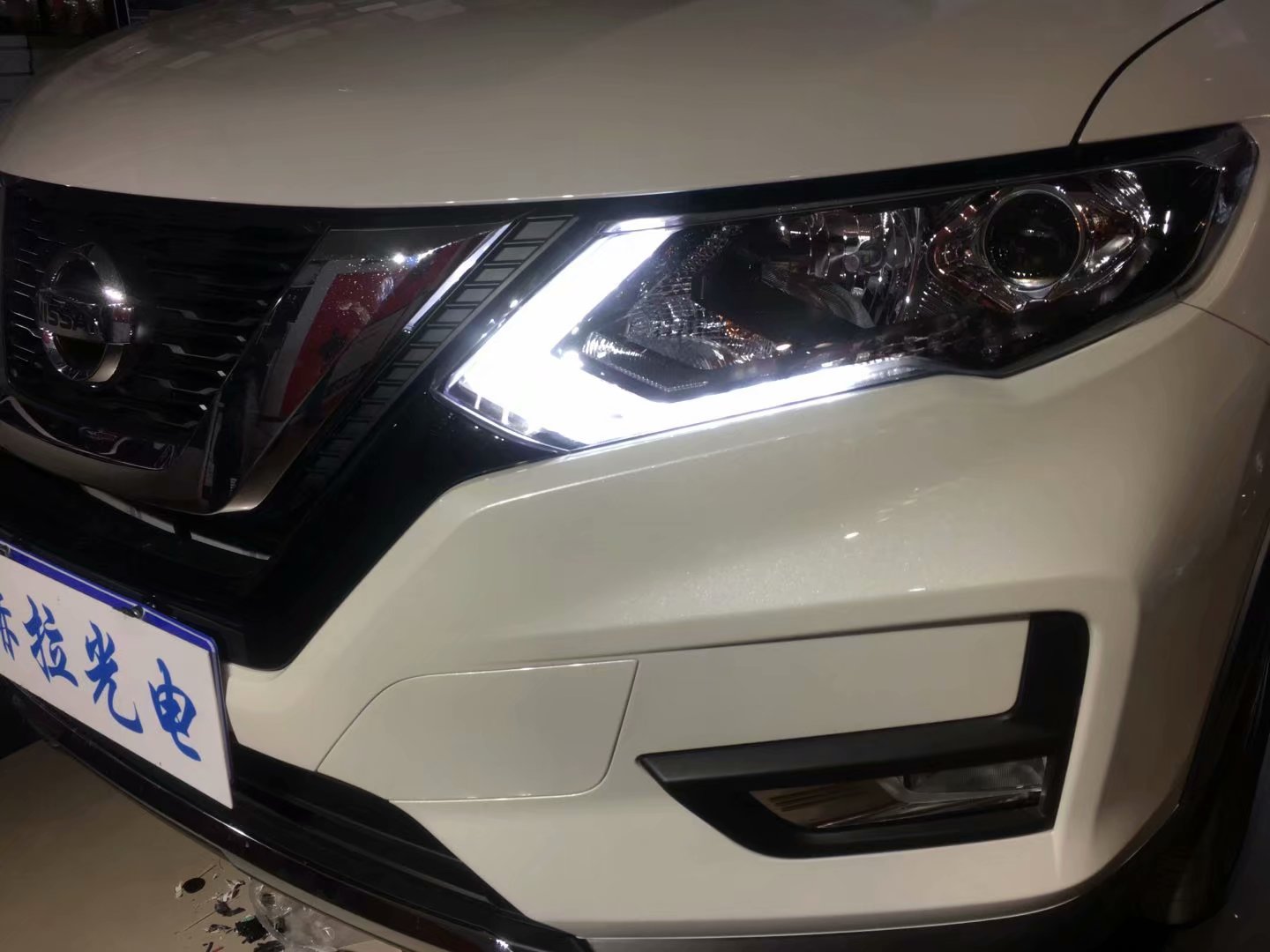 呼和浩特车灯改装 呼和浩特车灯改装